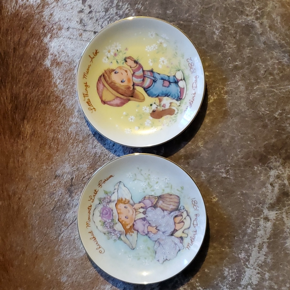 Avon Mother's Day Plates
